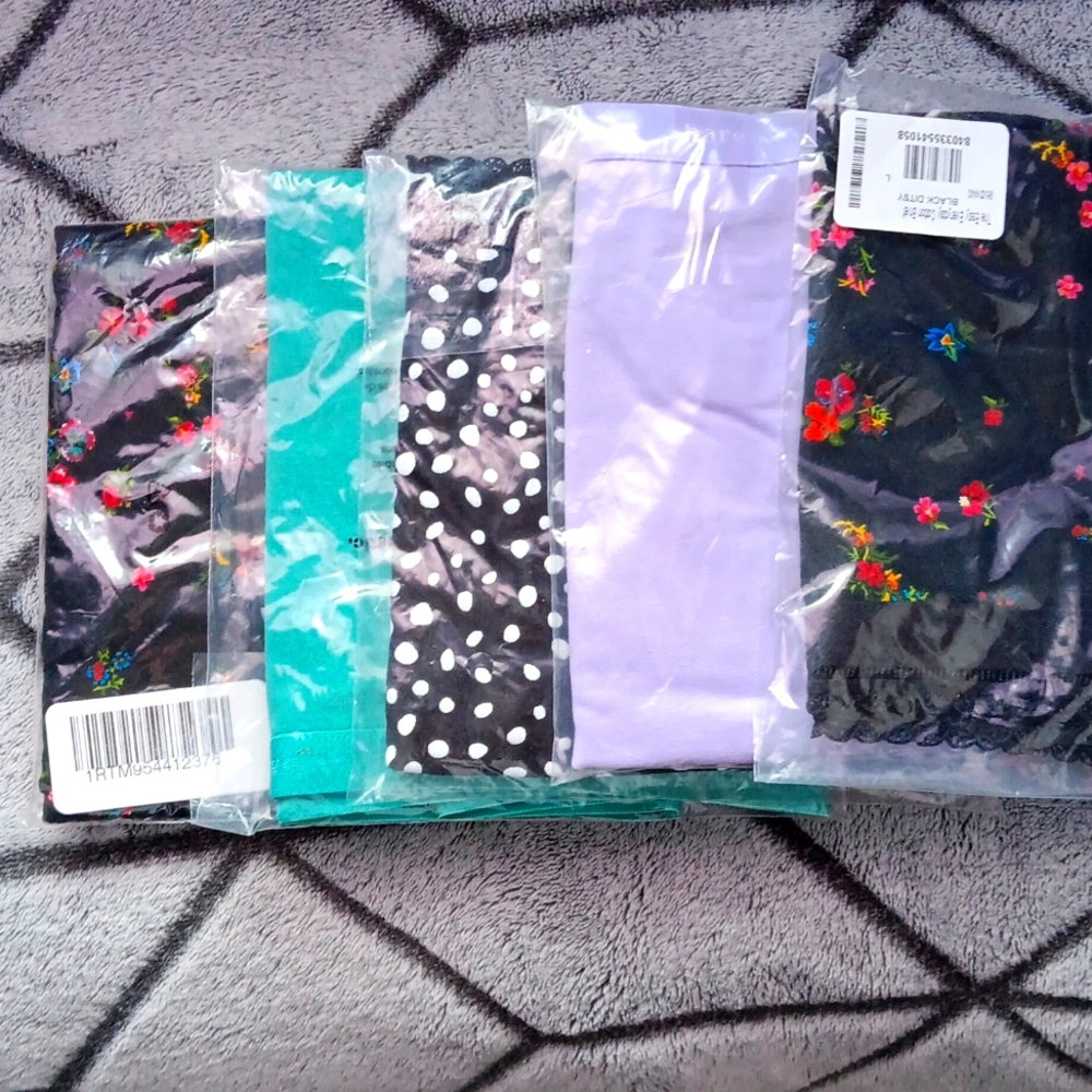 Bare Necessities 5pair